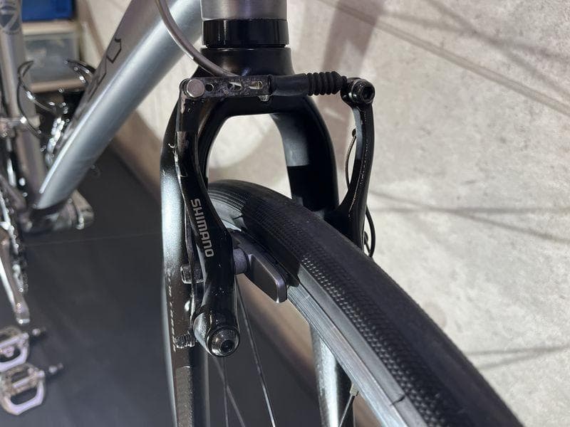 TREK FX7.7 SHIMANO 105 トレック　ポンプ付き