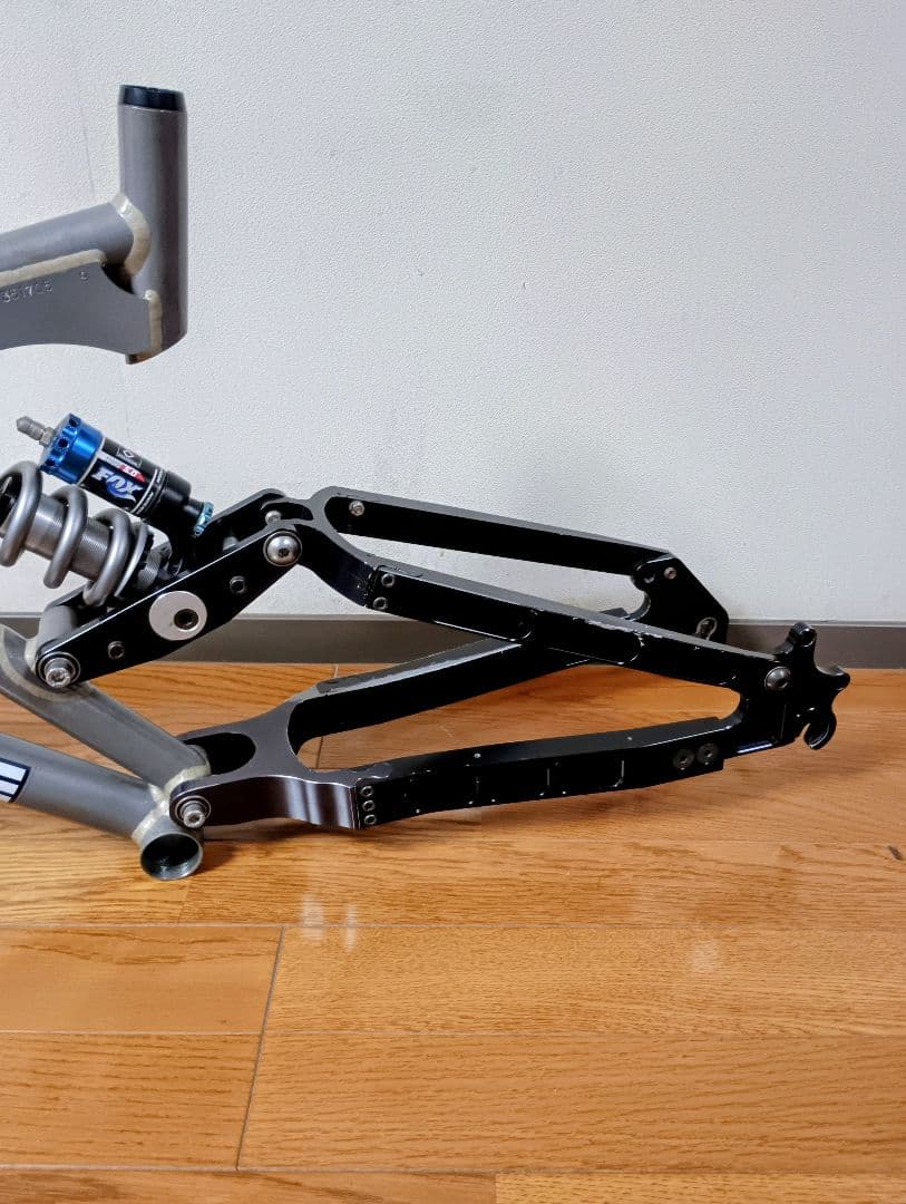CURTIS DHフレーム（サンパークロス）イングランド製　※匿名配送