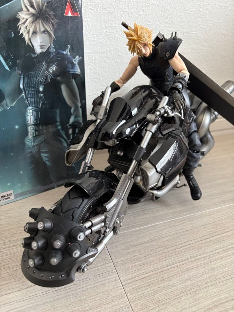 プレイアーツ改クラウドver2 &ハーディ=デイトナ　　ストラクチャーアーツ