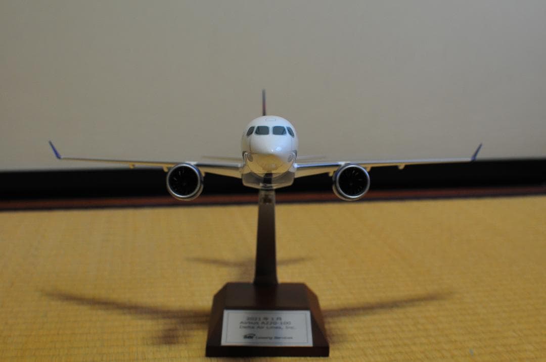 デルタ航空 Airbus A220-100 1/100スケール