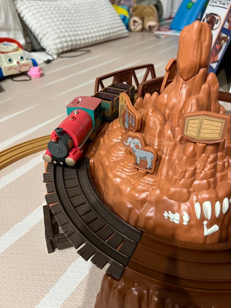 東京ディズニーリゾート】ビッグサンダー・マウンテン プラレール プレイセット