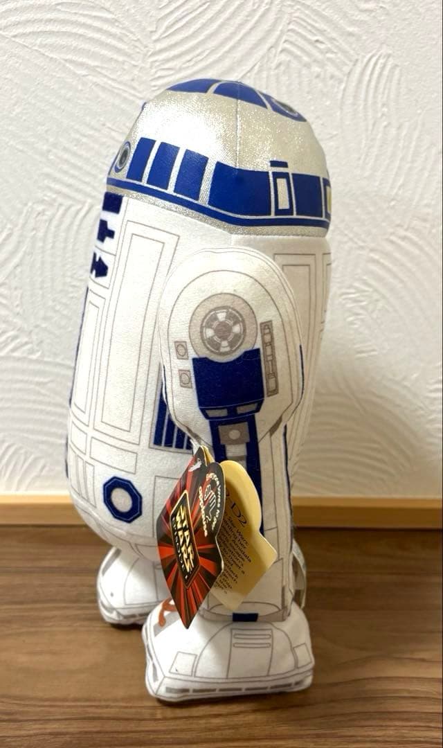 スターウォーズ　R2D2 ぬいぐるみ