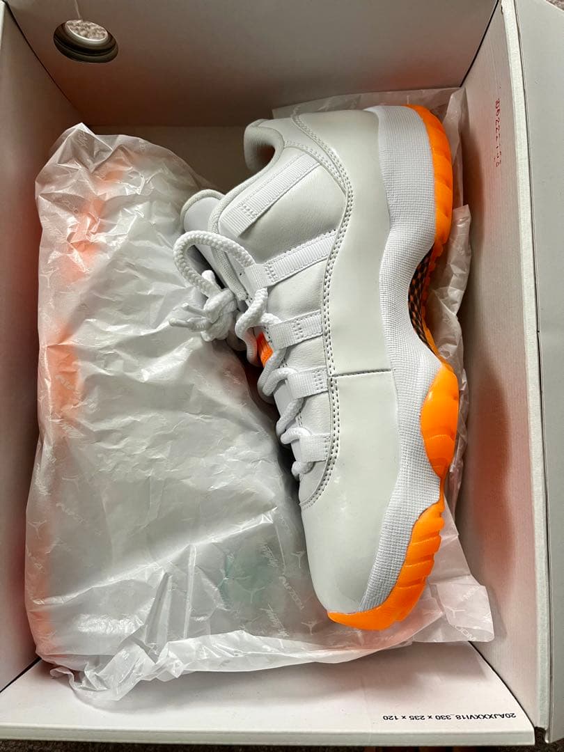 新品Air Jordan 11 レトロLow（26.5cm） タグ箱ありです