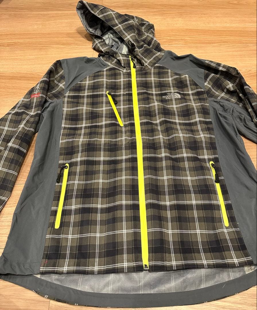 THE NORTH FACE チェック柄ウィンドブレーカー