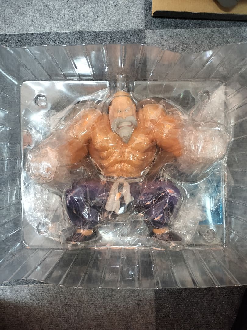 ドラゴンボール一番くじ　亀仙流の猛者たち　牛魔王　亀仙人　ブルマ