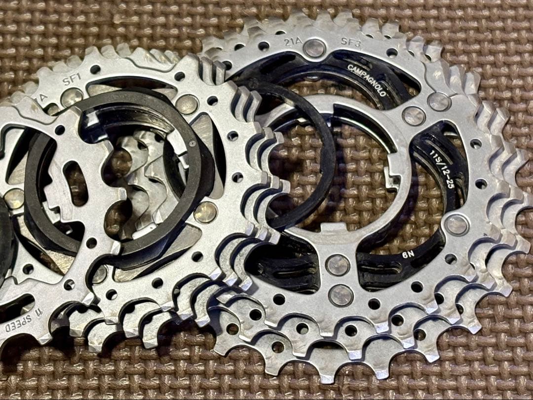 campagnolo コーラス スプロケット11速用　12-25t
