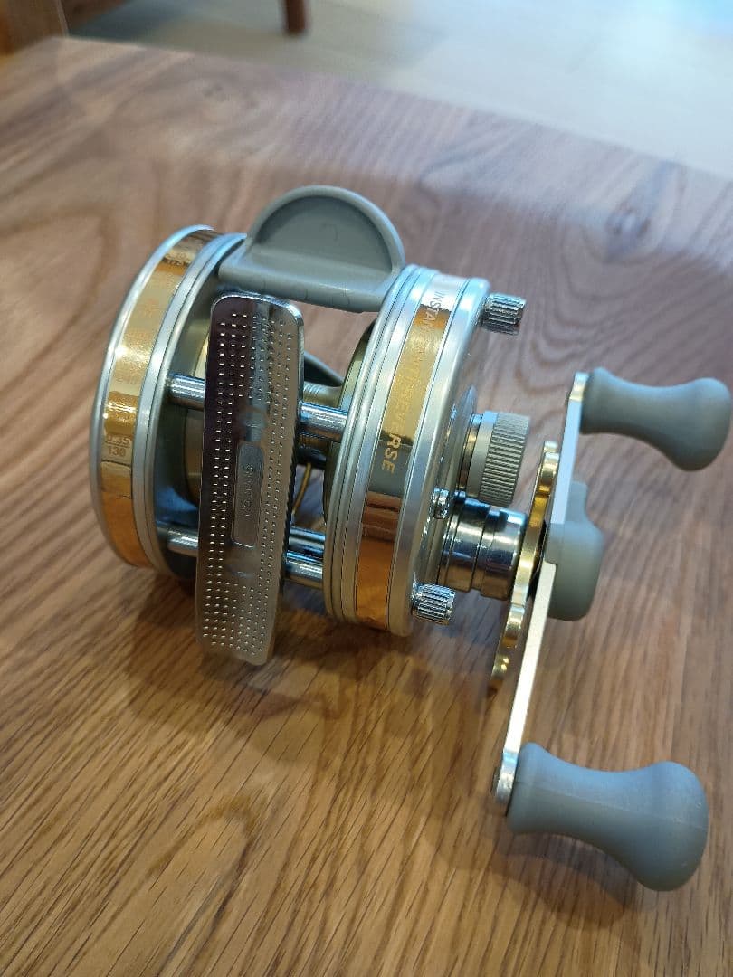 Ambassadeur UC 4600C ベイトリール