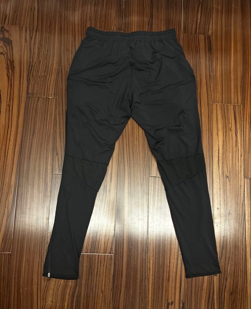 【新品未使用】Macron ラグビー リヨン（Lyon)トレーニングパンツ　L