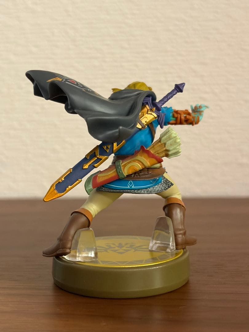 amiiboゼルダの伝説リンク、馬リンク ウルフリンク&ミドナ、ゼルダ4体セット