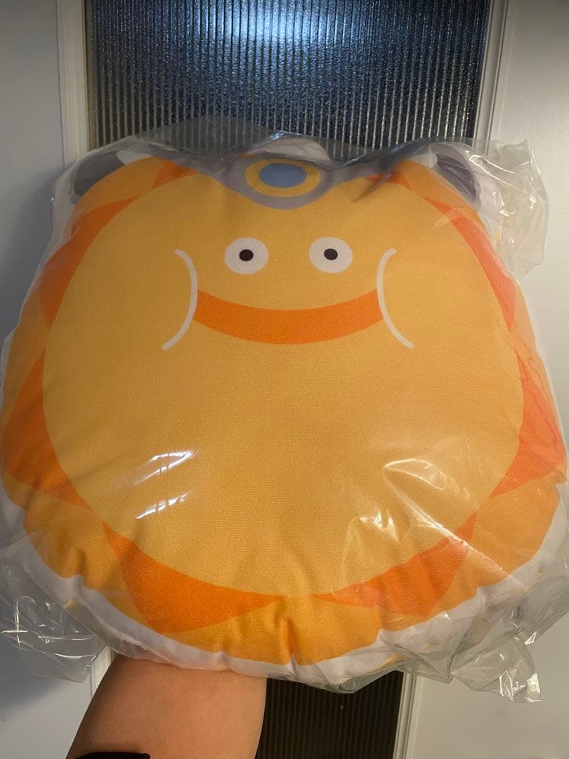 ドラクエ一番くじ　エリー貯金箱+ゴールデンスライムクッション