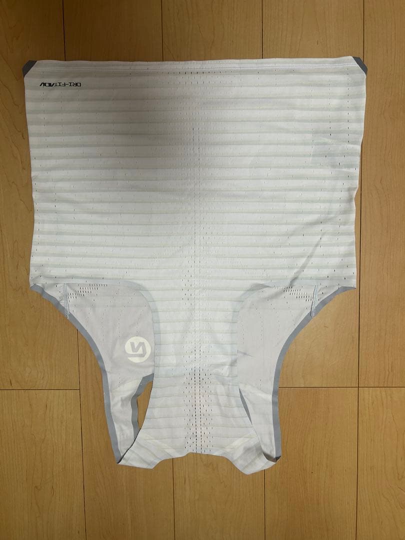 ナイキ　NIKE シングレット
