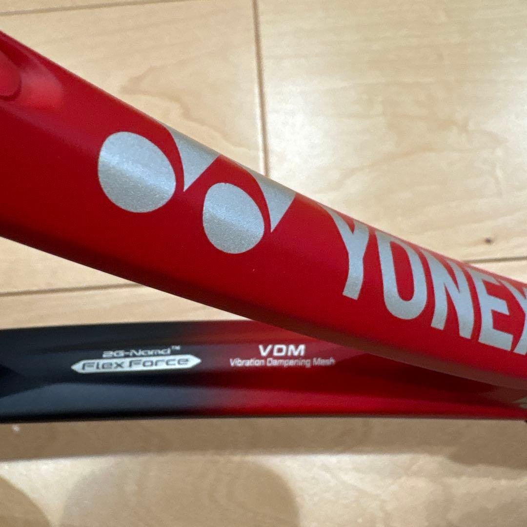 YONEX ヨネックス　Vコア100 G2