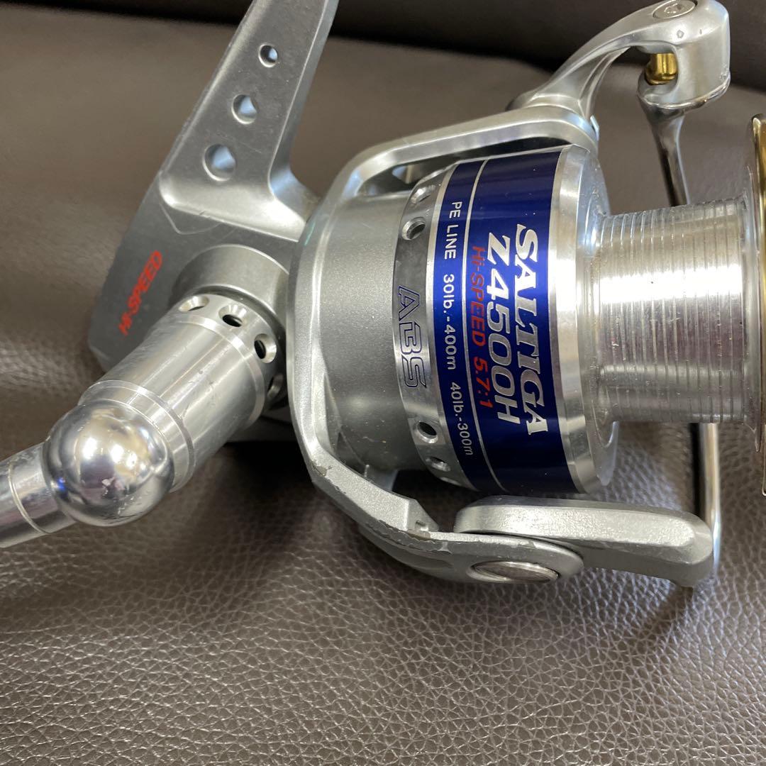 SALTIGA Z4500H スピニングリール