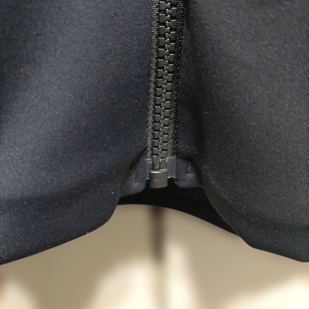 【美品】OAKLEY オークリー メンズ フルジップ パーカー ブラック M