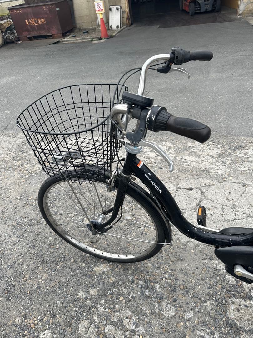 YAMAHA黒の電動アシスト自転車