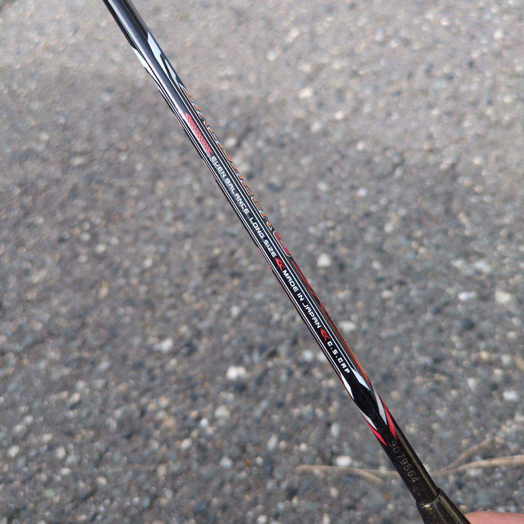 【美品】 YONEX ARCSABER 8 DXバドミントンラケット