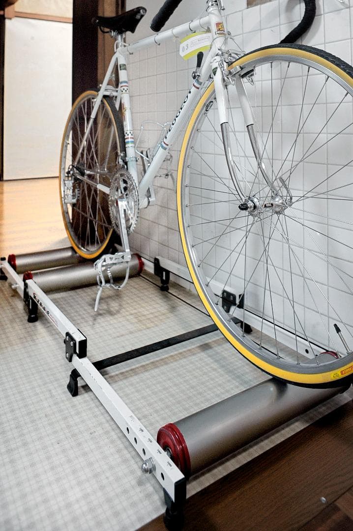 ☆タイヤ中古様連絡用　★室内用・自転車走行型トレーニングローラー台　伸縮可　♪
