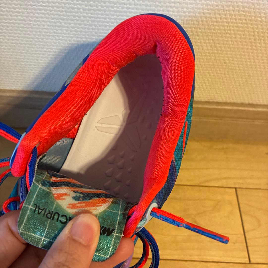 美品！Nike Kobe8 レッド/グリーン/ブルー 予備シューレース付き