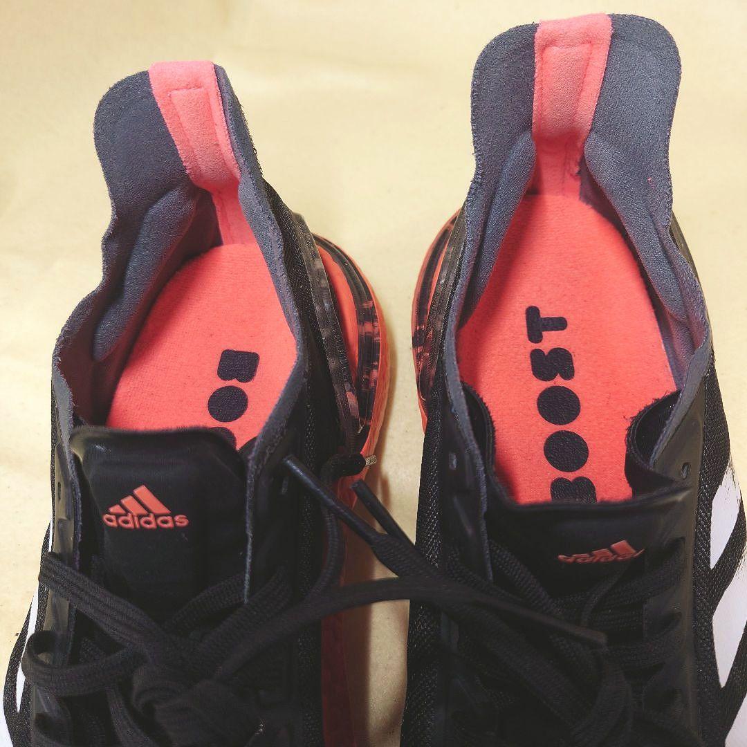 アディダス☆adidasウルトラブーストPBランニングシューズ 25.5ⅽⅿ