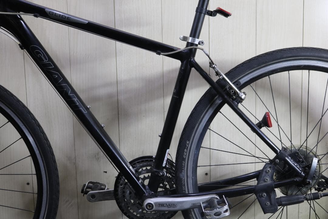 GIANT GLIDE R3 700C 24速 465mm ディスクブレーキ対応