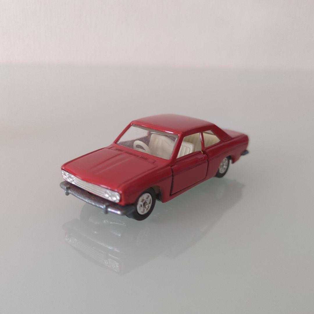 【美品】黒箱 トミカ 1/60 ブルーバードSSSクーペ 赤