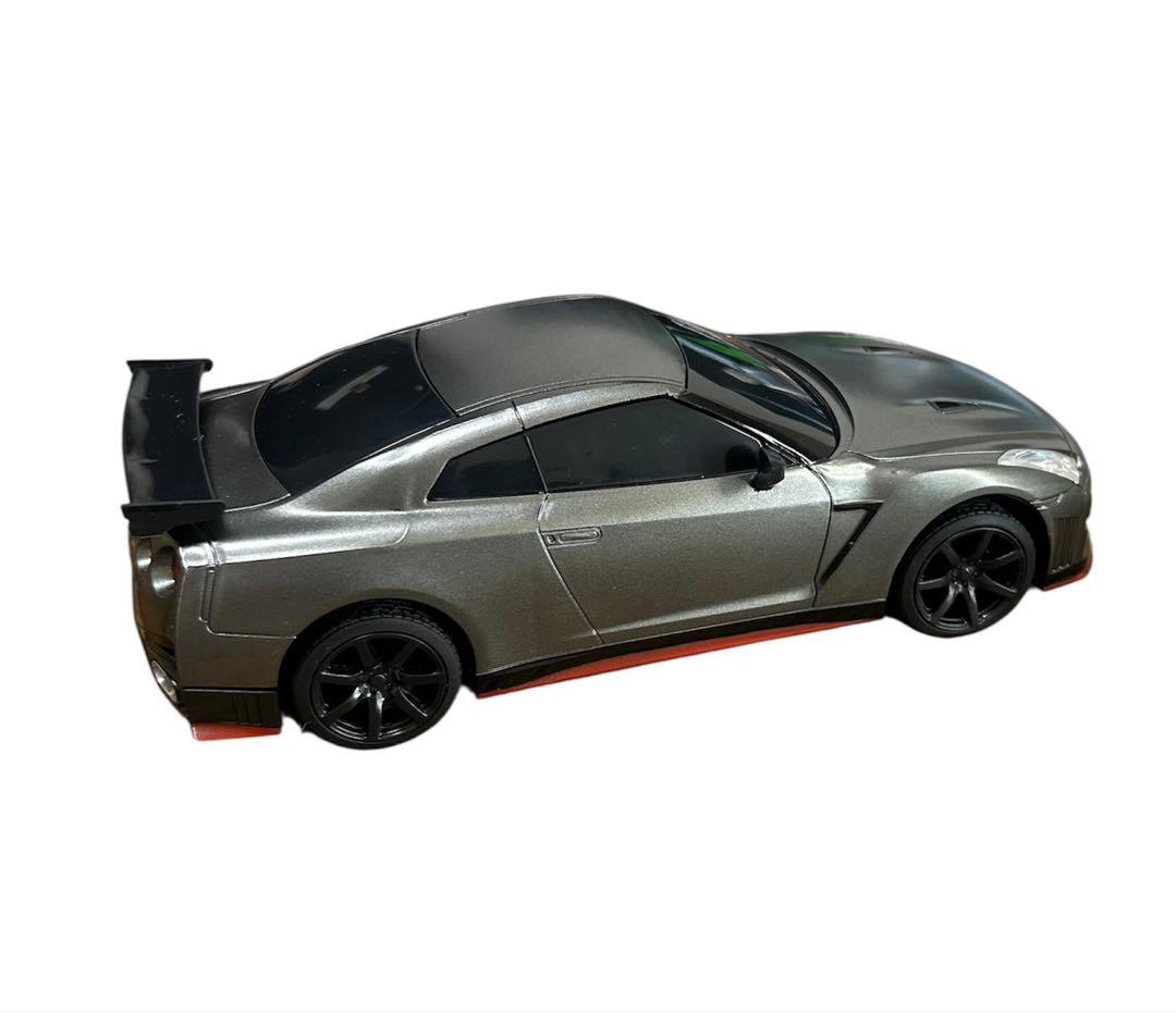 NISSAN GT-R NISMO ガンメタリック　ラジコン　美品　箱付き