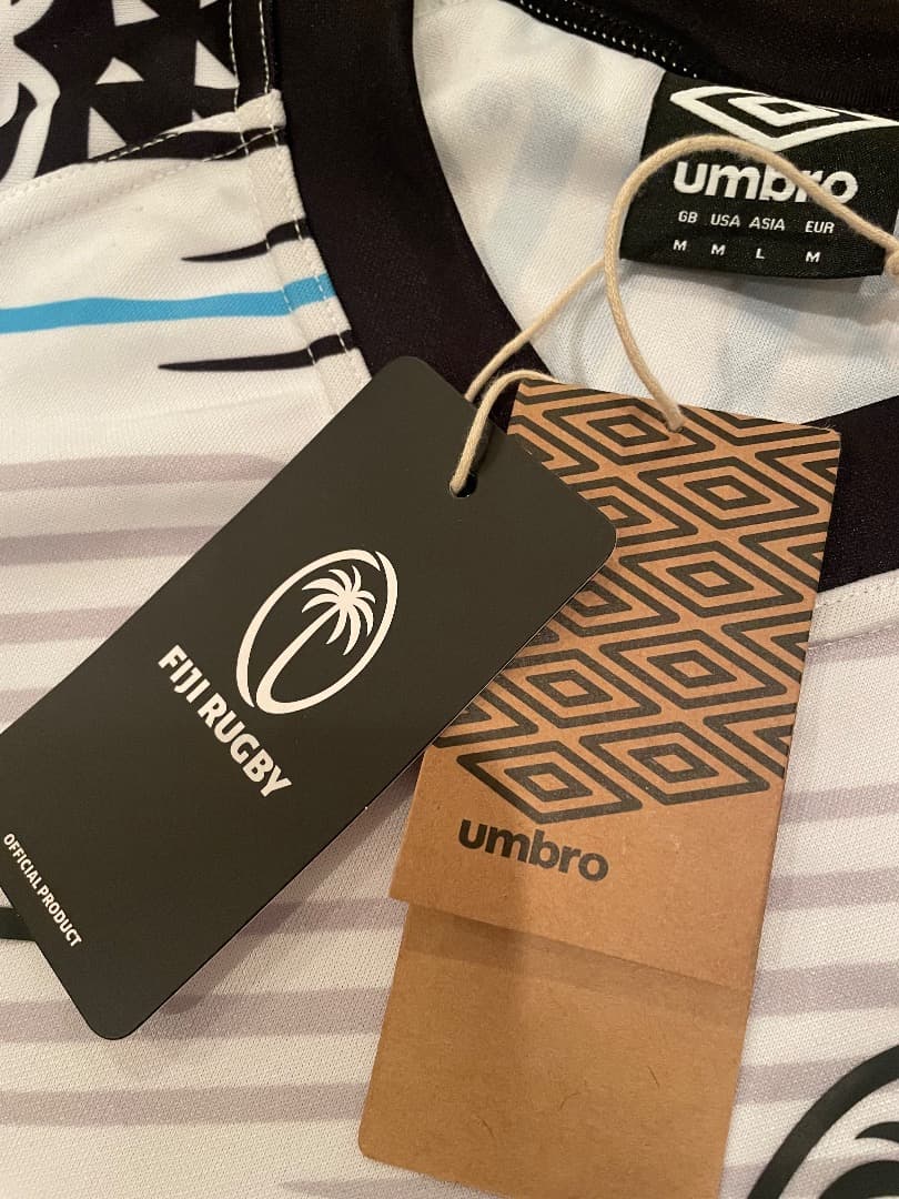 umbro FIJIAN 7s ラガーシャツ ホワイト