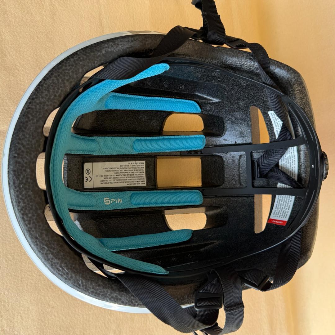 POC ポック　Omne Air SPIN オムニエア　スピン　自転車ヘルメット