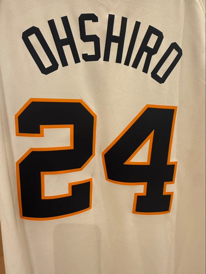 GIANTS OHSHIRO 24 ユニフォーム Mサイズ