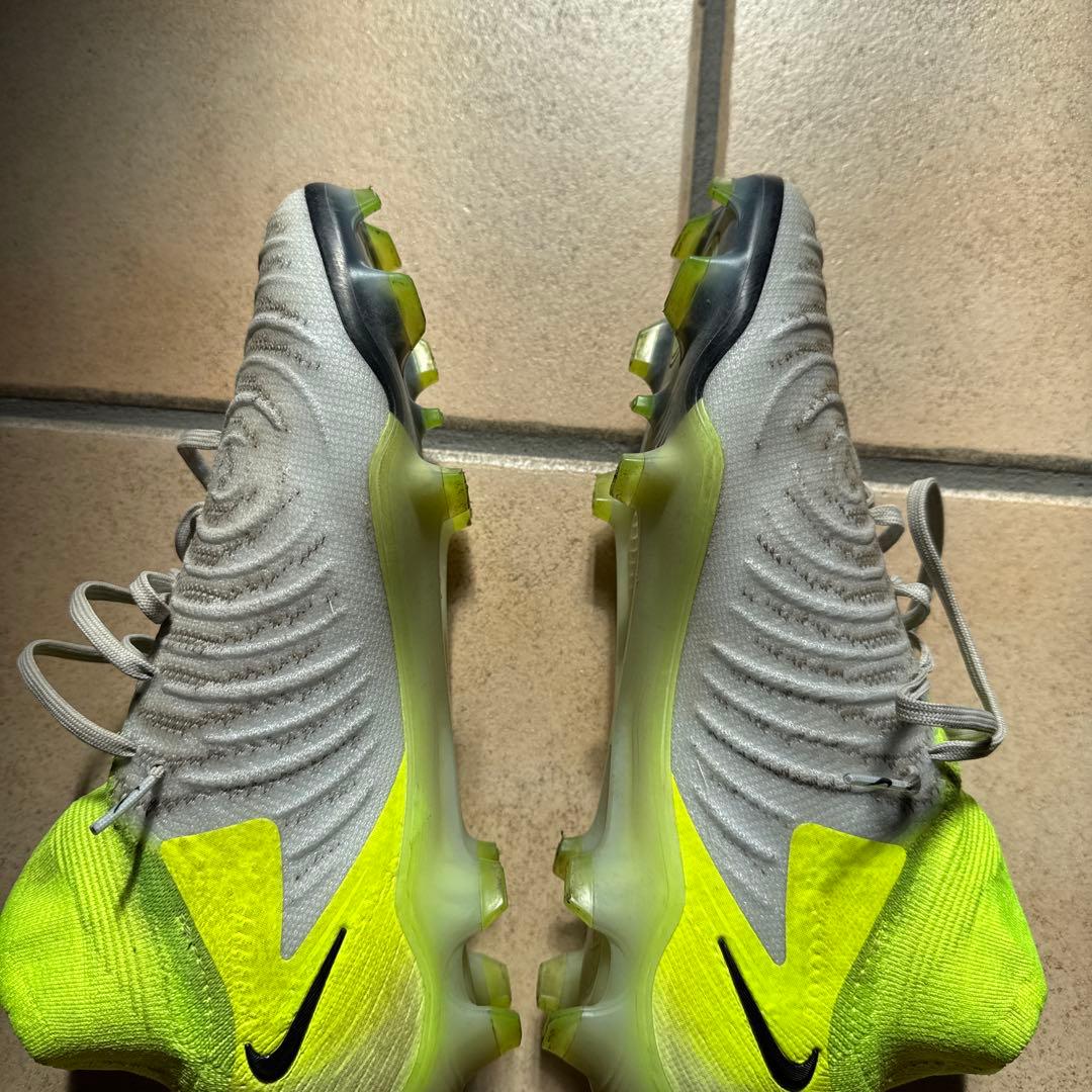 シューズ Nike Phantom GX2 FG 25.5cm