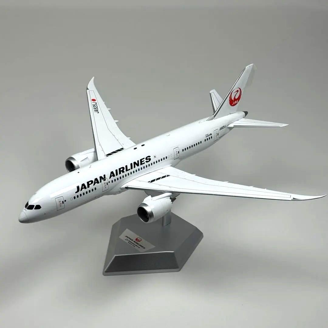 1/200 JAL B787-8 JA825J 日本航空 鶴丸塗装