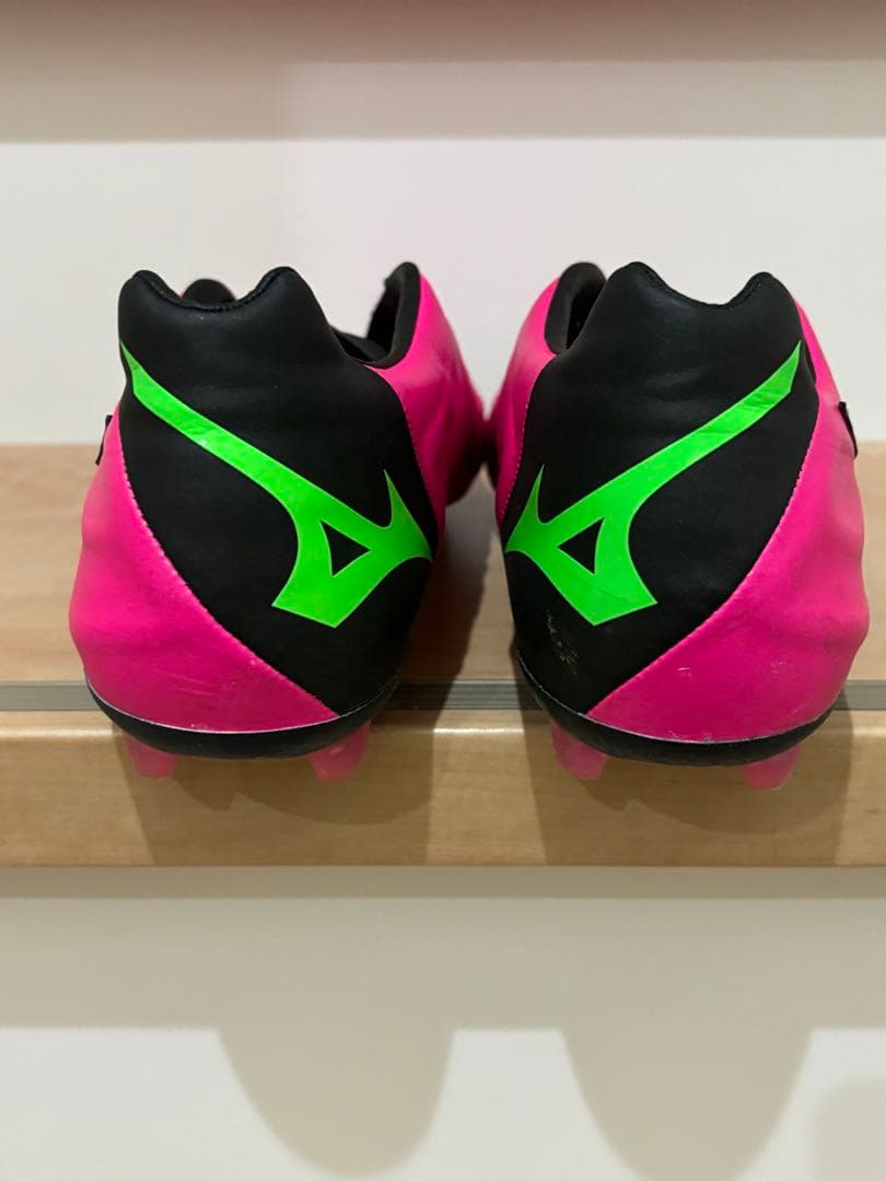 Mizuno レビュラV1ピンク 26.5cm