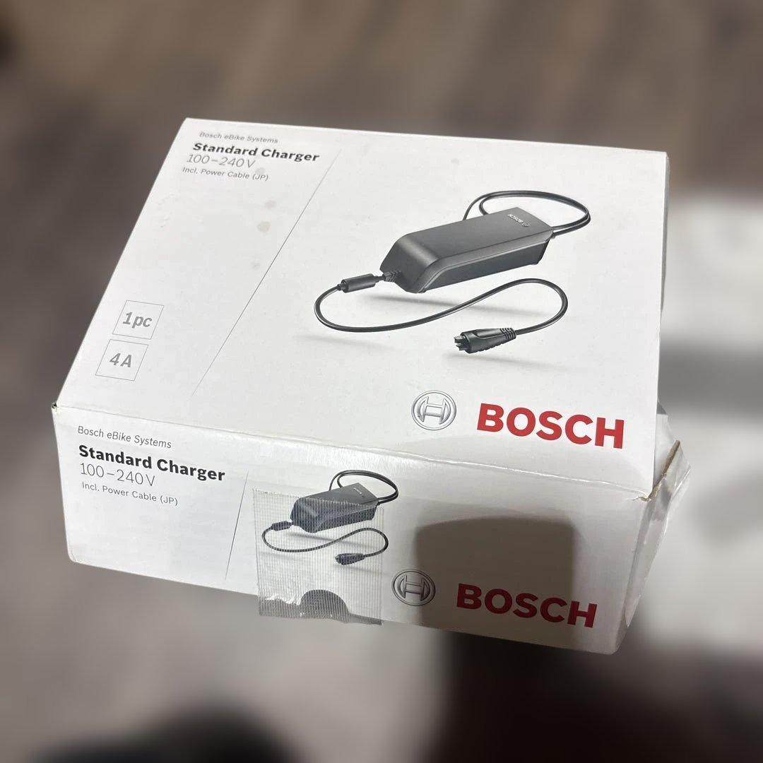リ*ウ様 BOSCH スタンダードチャージャー 100-240V
