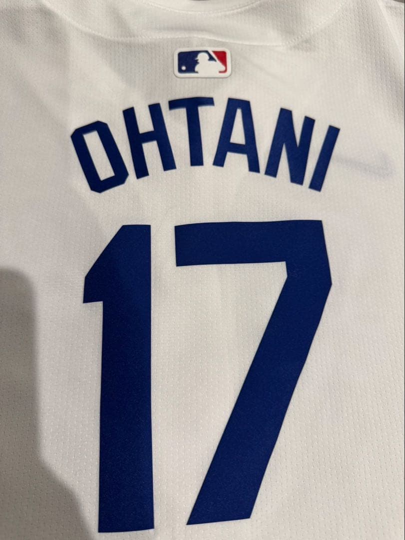 応援グッズ Nike Ohtani #17 Dodgers Limited Jersey