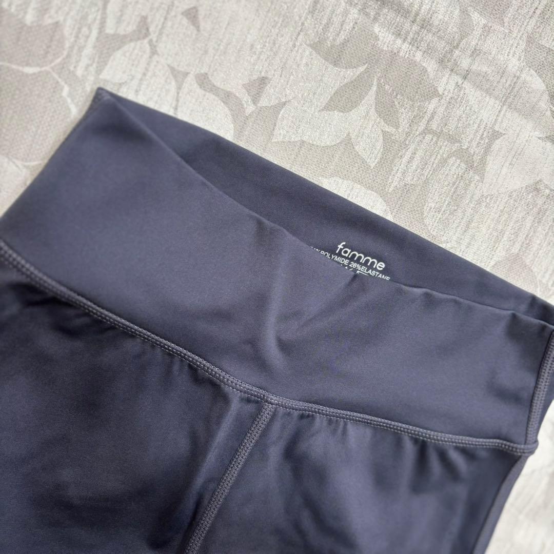 famme ヨガウェア　レギンス　ストレッチ　青紫　くすみカラー（S）