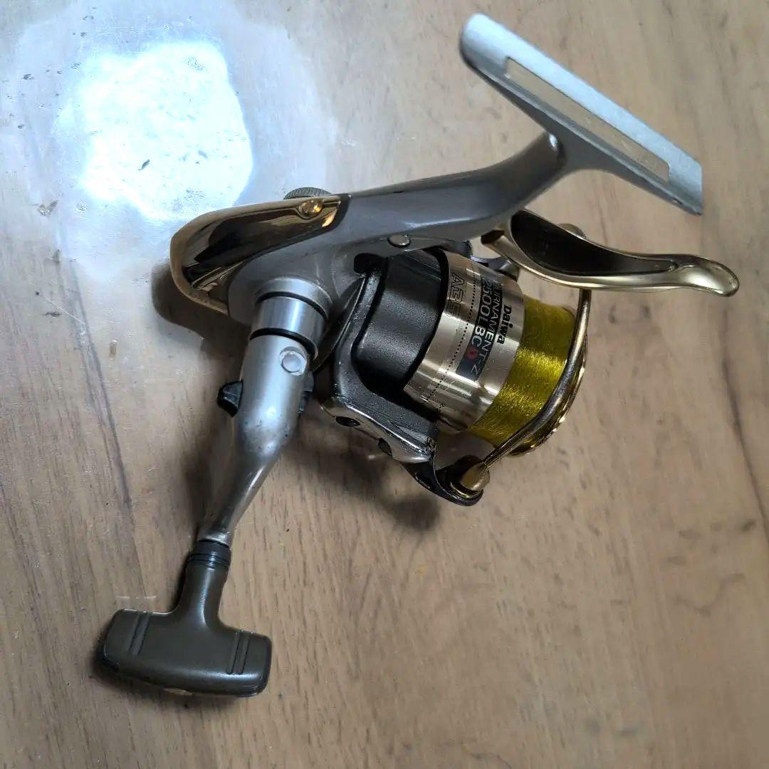 DAIWA ドラグ付レバーブレーキ！トーナメントZ 2500LBCD