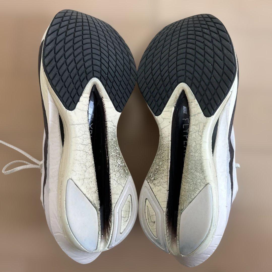 Nike VAPORFLY04 25.5cmランニングシューズ