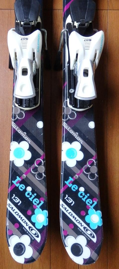 SALOMON　板131ｃｍ、ブーツ22.0～23.5ｃｍ
