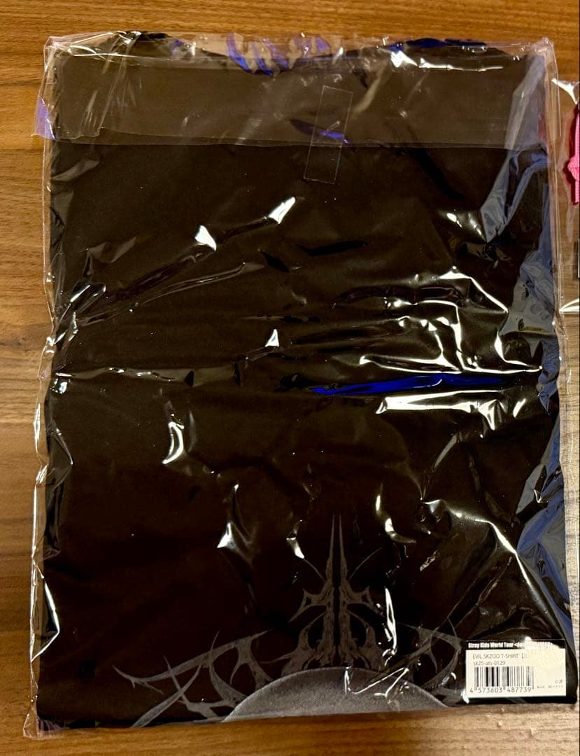StrayKids SKZOO EVIL Tシャツ Jiniret