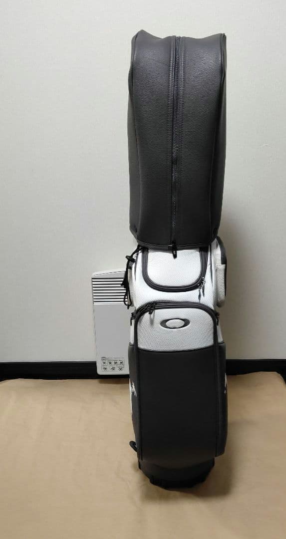 ゴルフバッグ・キャディバッグ OAKLEY SKULL GOLF BAG 15.0