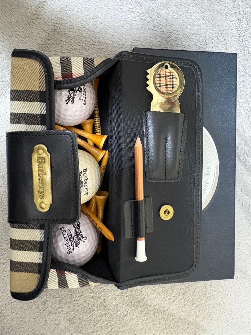 Burberry Golf バーバリー ボールケース ボール入　ティー入　鉛筆入