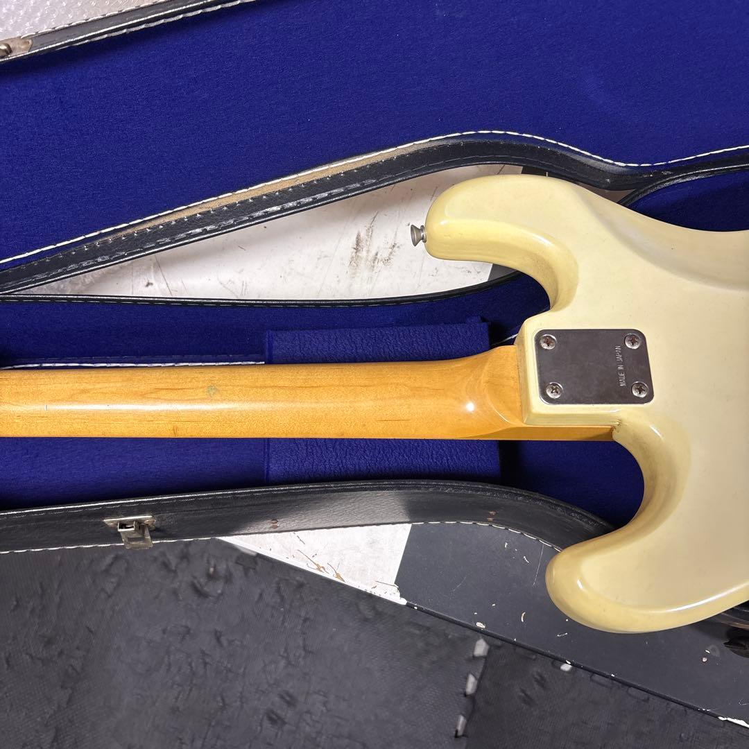 サ*ド様 エレキギター　gibson?