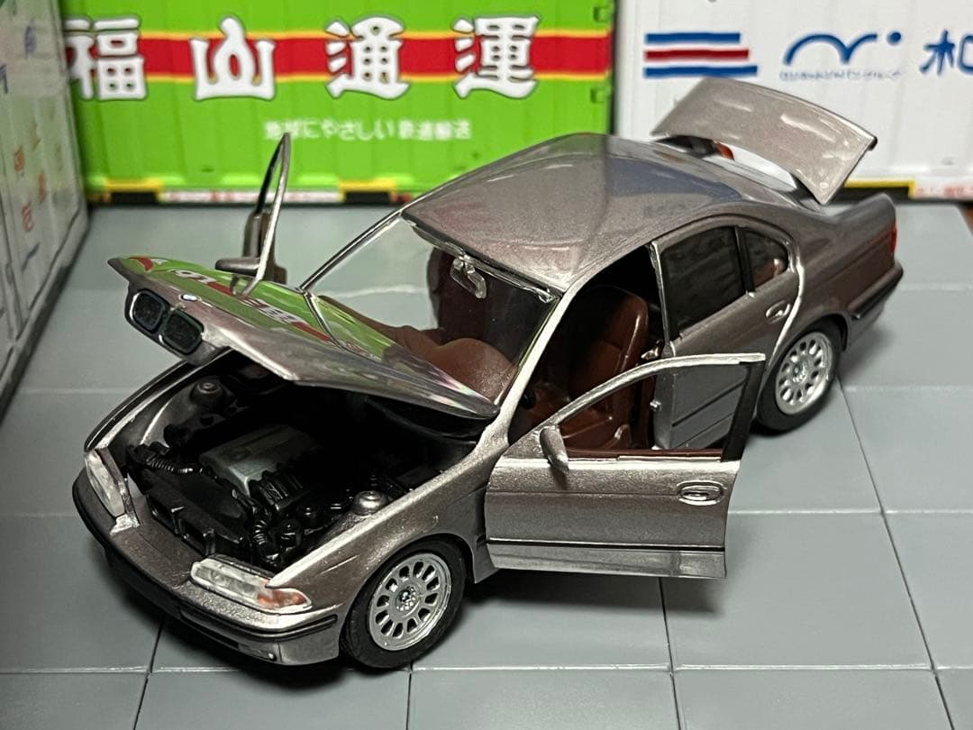 シャバク  5シリーズ マッチボックス ベンツ ジャガー ホットウィール