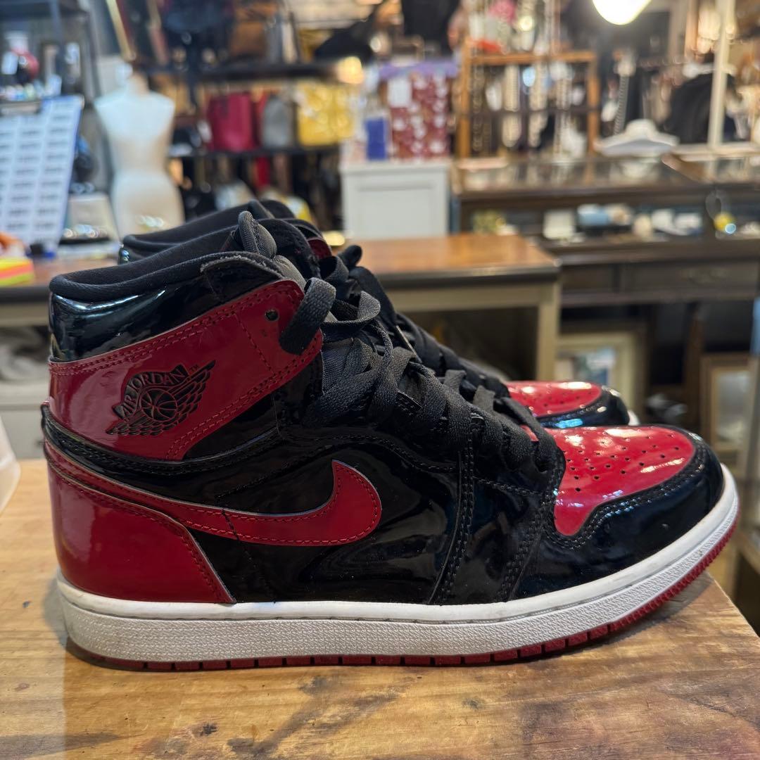 NIKE AIR JORDAN 1 RETRO HIGH OG ブレッドパテント