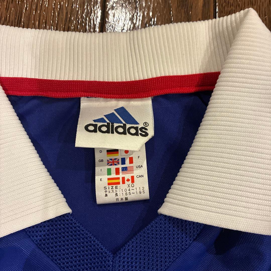 adidas サッカー　代表ユニホーム