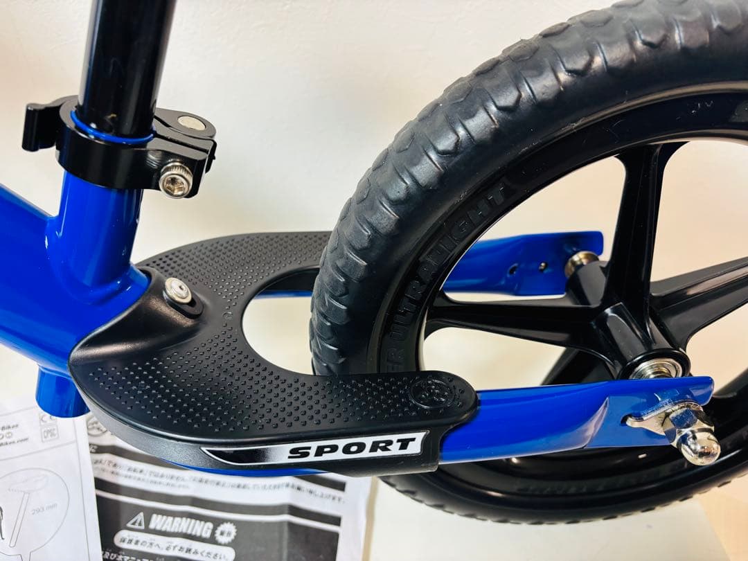ストライダー 12 スポーツ ブルー