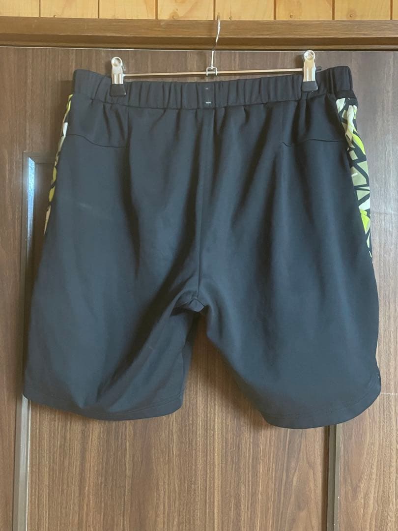 yonex 日本代表ハーフパンツ上下セット　迷彩　美品