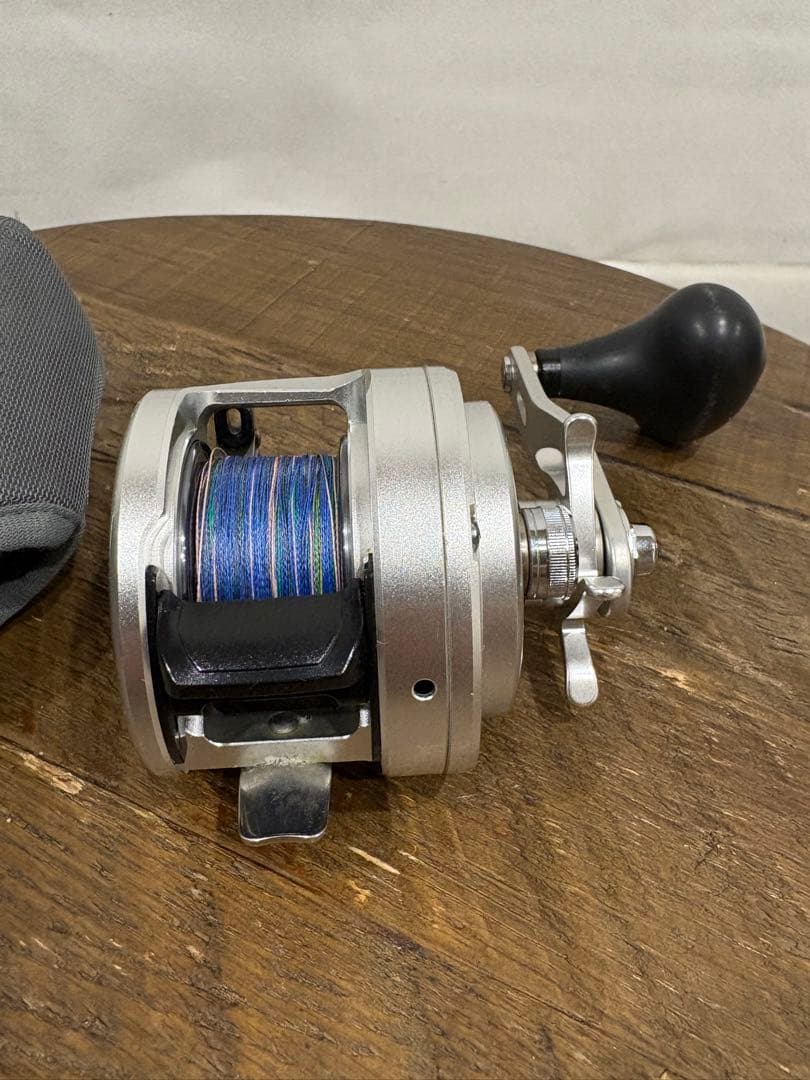 SHIMANO OCEA CALCUTTA 300HG シマノ　オシアカルカッタ