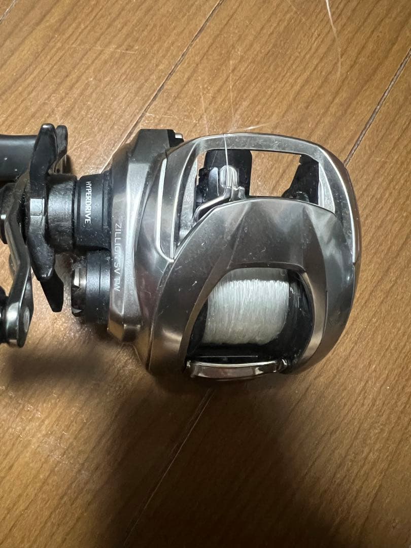 ジリオン SV TW 1000HLベイトリール
