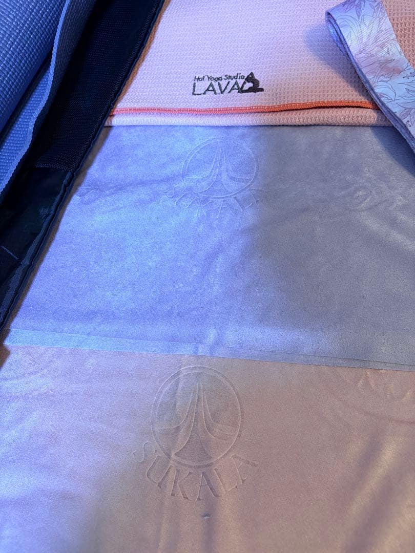 lava ヨガマット等６点セット